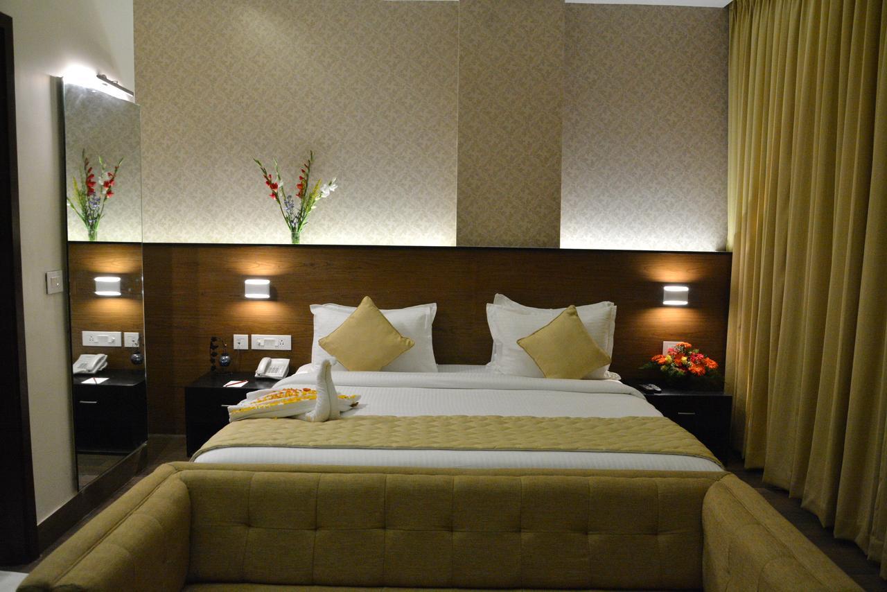 Hotel Sree Annamalaiyar Park Tirunelveli Bagian luar foto