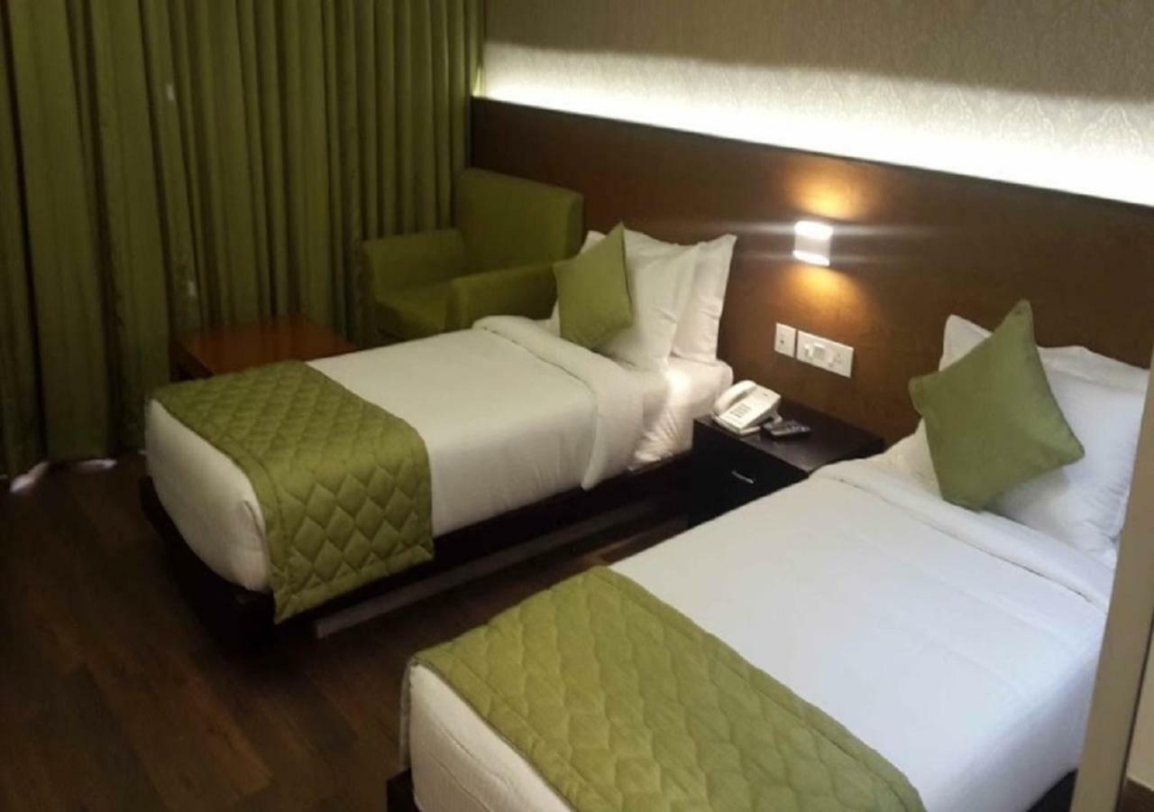 Hotel Sree Annamalaiyar Park Tirunelveli Bagian luar foto