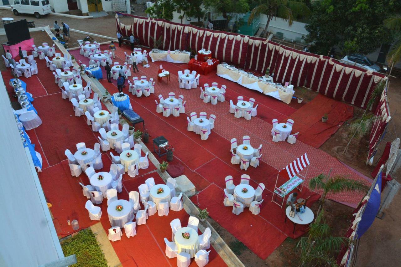 Hotel Sree Annamalaiyar Park Tirunelveli Bagian luar foto