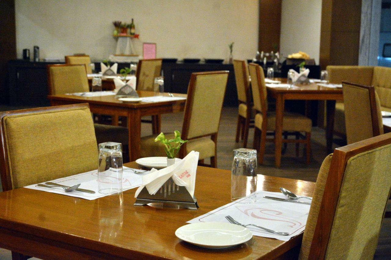Hotel Sree Annamalaiyar Park Tirunelveli Bagian luar foto